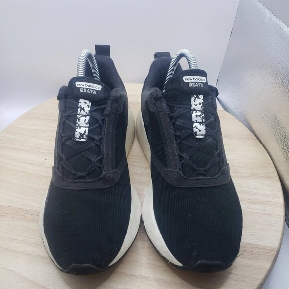 New Balance Shoes Women's 7. 5 DynaSoft Beaya V1 Athletic Running Sneakers - Picture 4 of 7